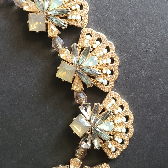 Necklace - Picture 2 of 4